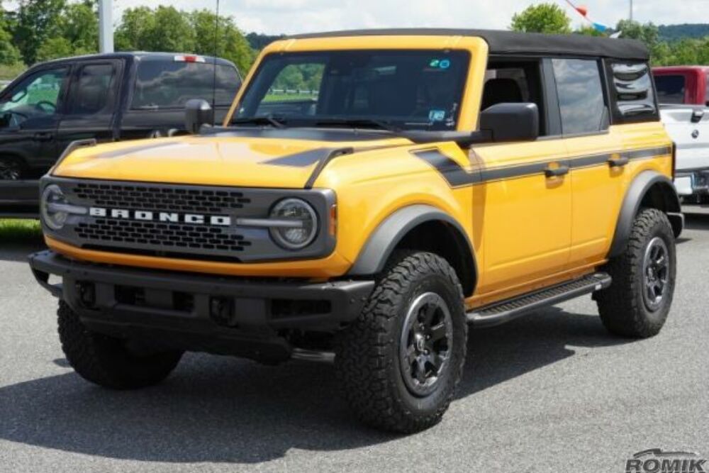 Romik® 5.5" RAL Series Black Running Boards For 2021-2024 Ford Bronco 62388419