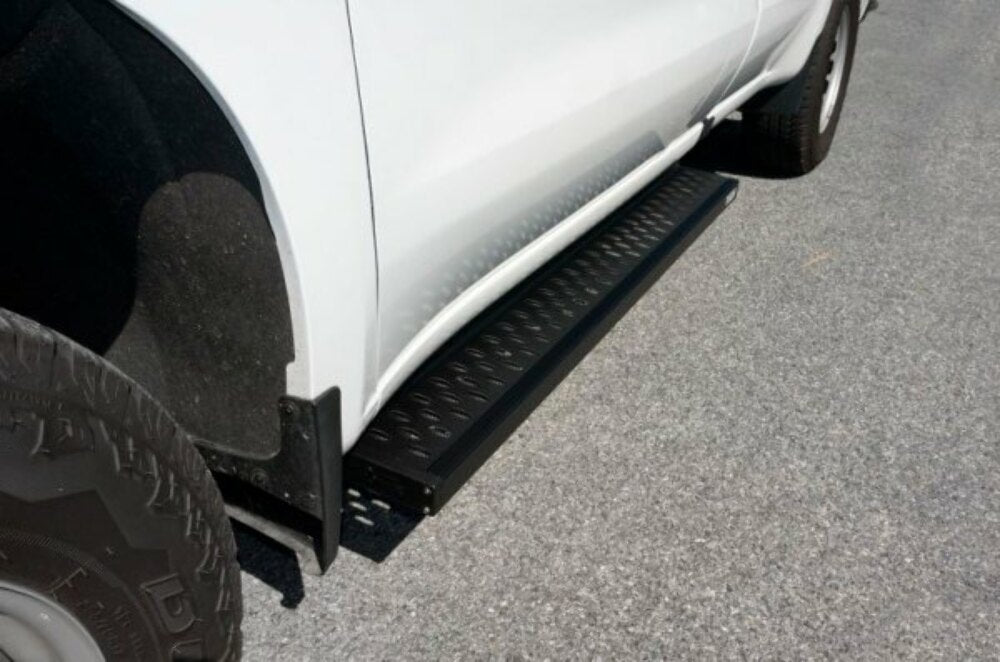 Romik® 6.5" RPD-T Series Black Running Boards For 2021-2024 Ford Bronco 82389429