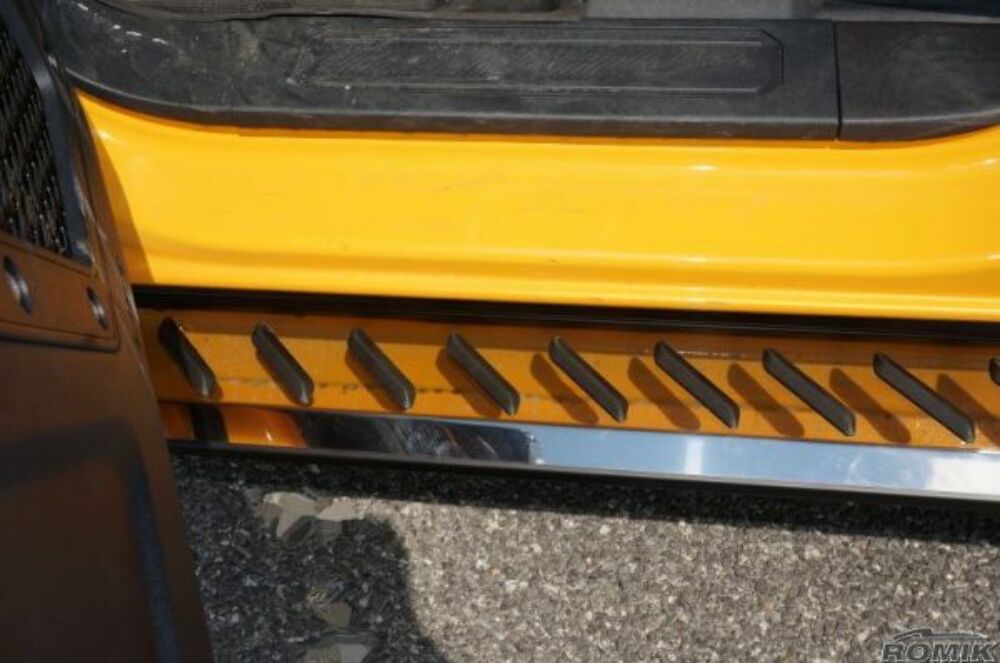 Romik® 6" RZR Series Polished Running Boards For 2021-2023 Ford Bronco 32388418