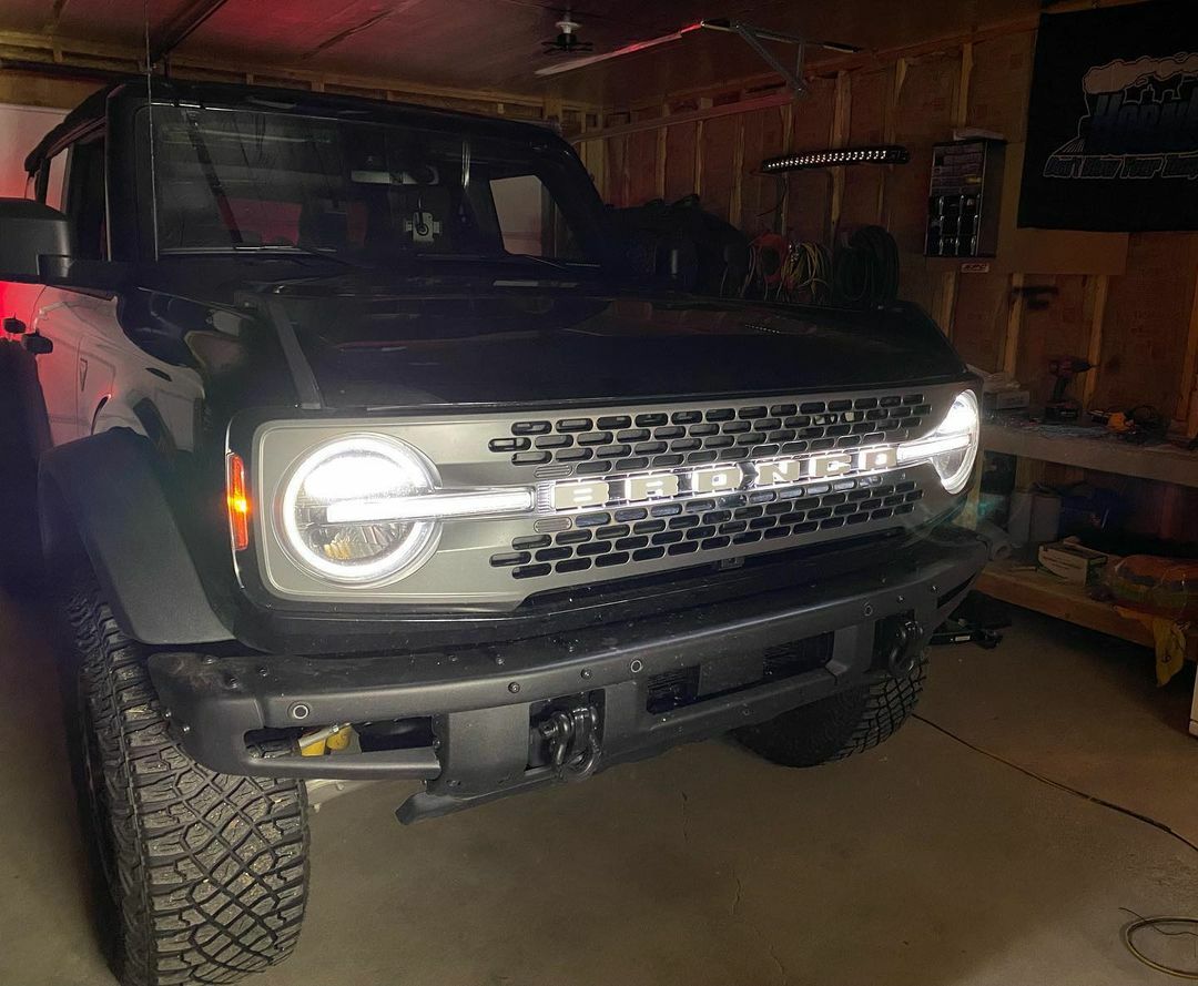 ORACLE Lighting 3140-C-001 Fits 2021-2023 Ford Bronco Universal Illuminated LED Letter Badges - Matte White Surface Finish - C