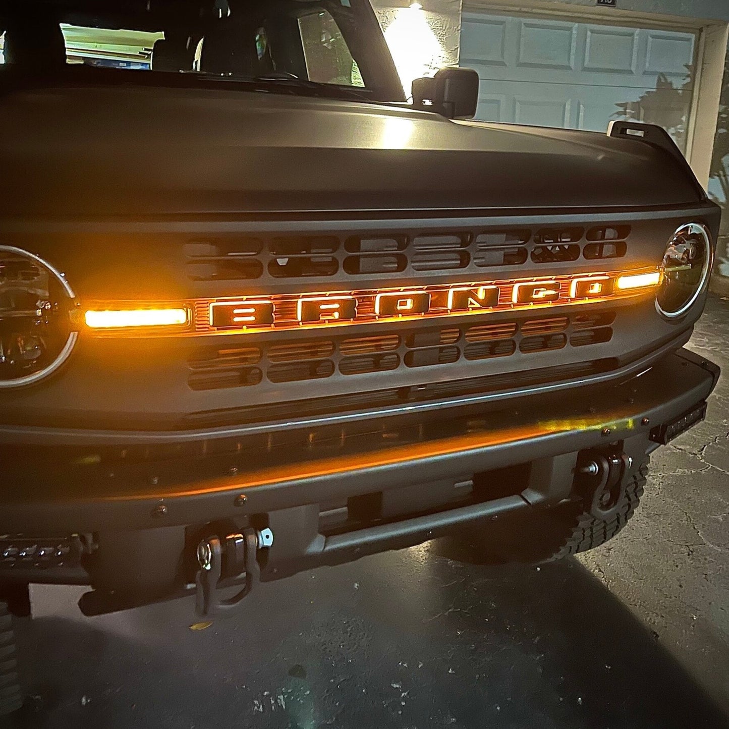 ORACLE Lighting 3141-R-005 Fits 2021-2023 Ford Bronco Universal Illuminated LED Letter Badges - Matte Black Surface Finish - R