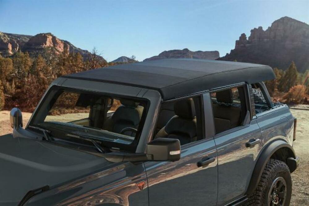 2021-2023 Ford Bronco 4-door Bestop Black Twill Trektop