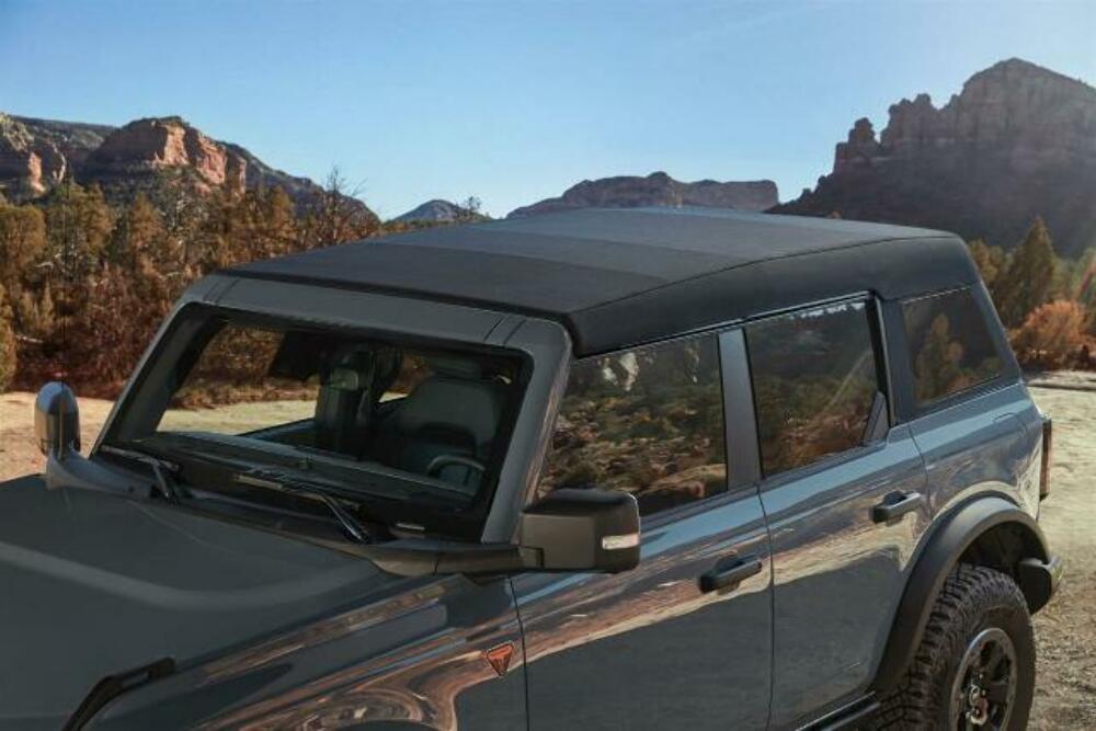 2021-2023 Ford Bronco 4-door Bestop Black Twill Trektop