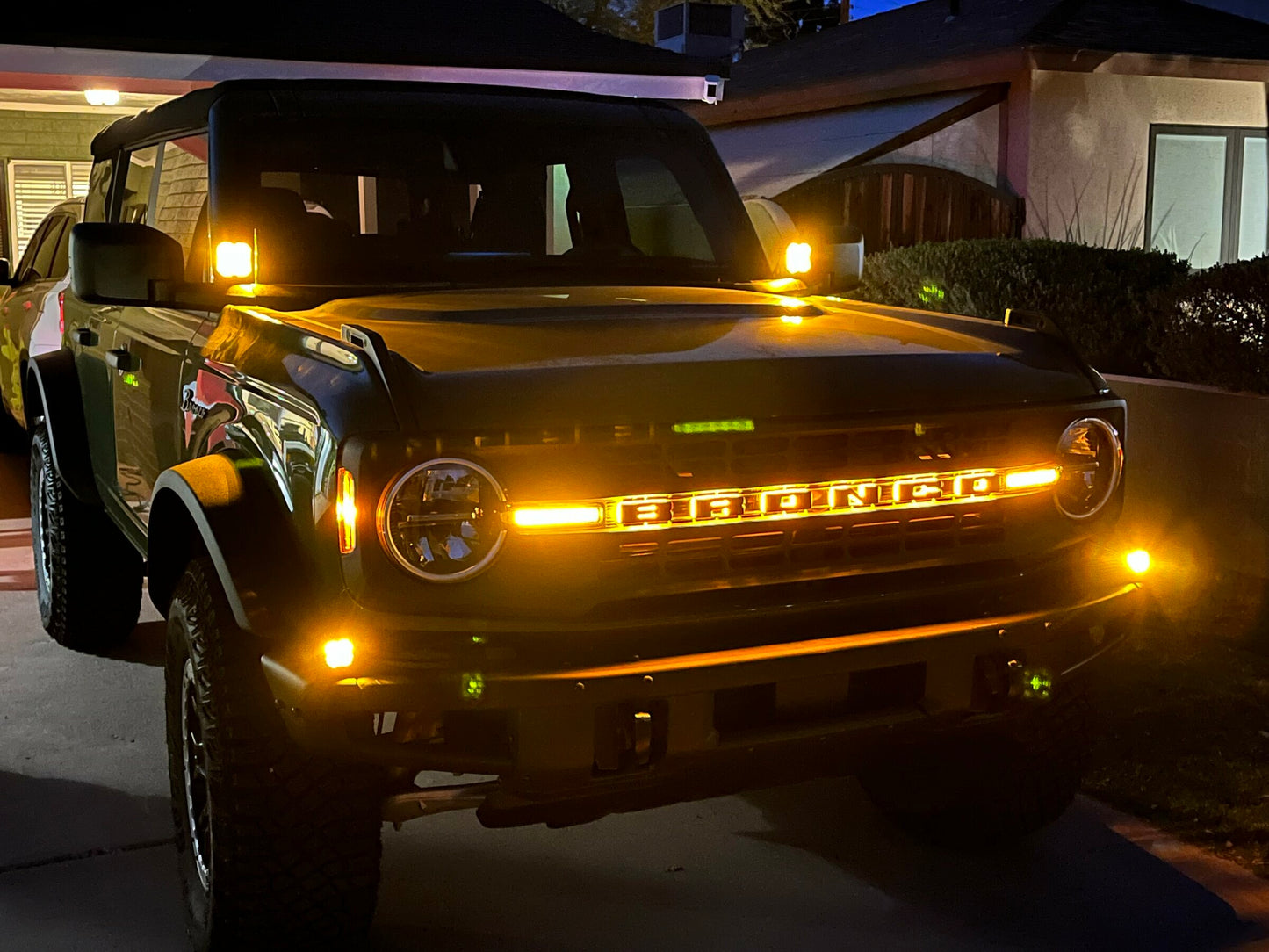ORACLE Lighting 3141-C-005 Fits 2021-2023 Ford Bronco Universal Illuminated LED Letter Badges - Matte Black Surface Finish - C